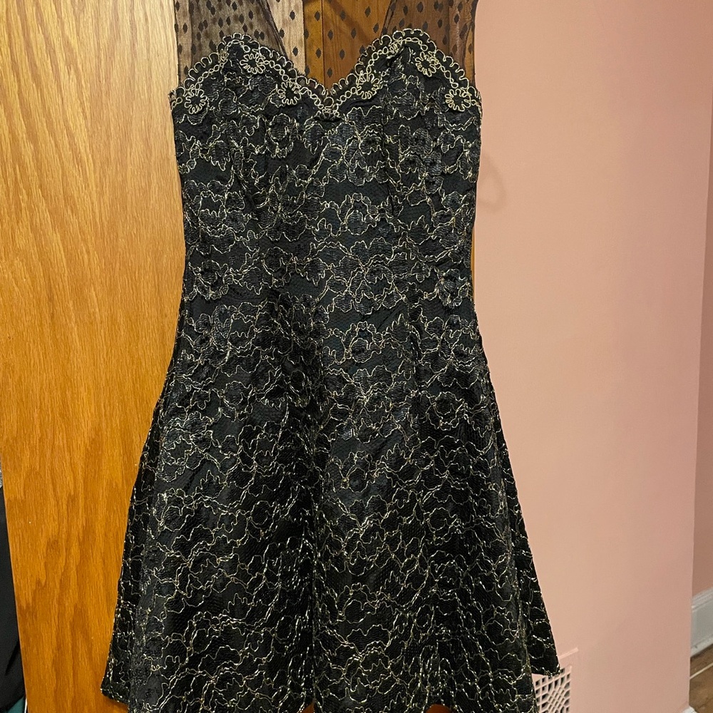 Elegant Black Lace Wedding Dress